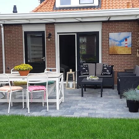 Wad'Ngeluk Villa Paesens Buitenkant foto