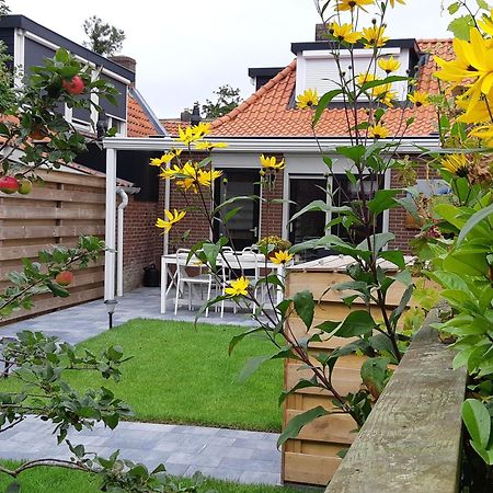 Wad'Ngeluk Villa Paesens Buitenkant foto