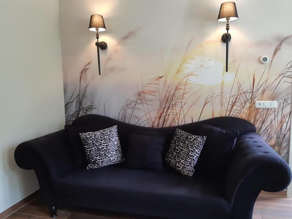 Wad'Ngeluk Villa Paesens Buitenkant foto